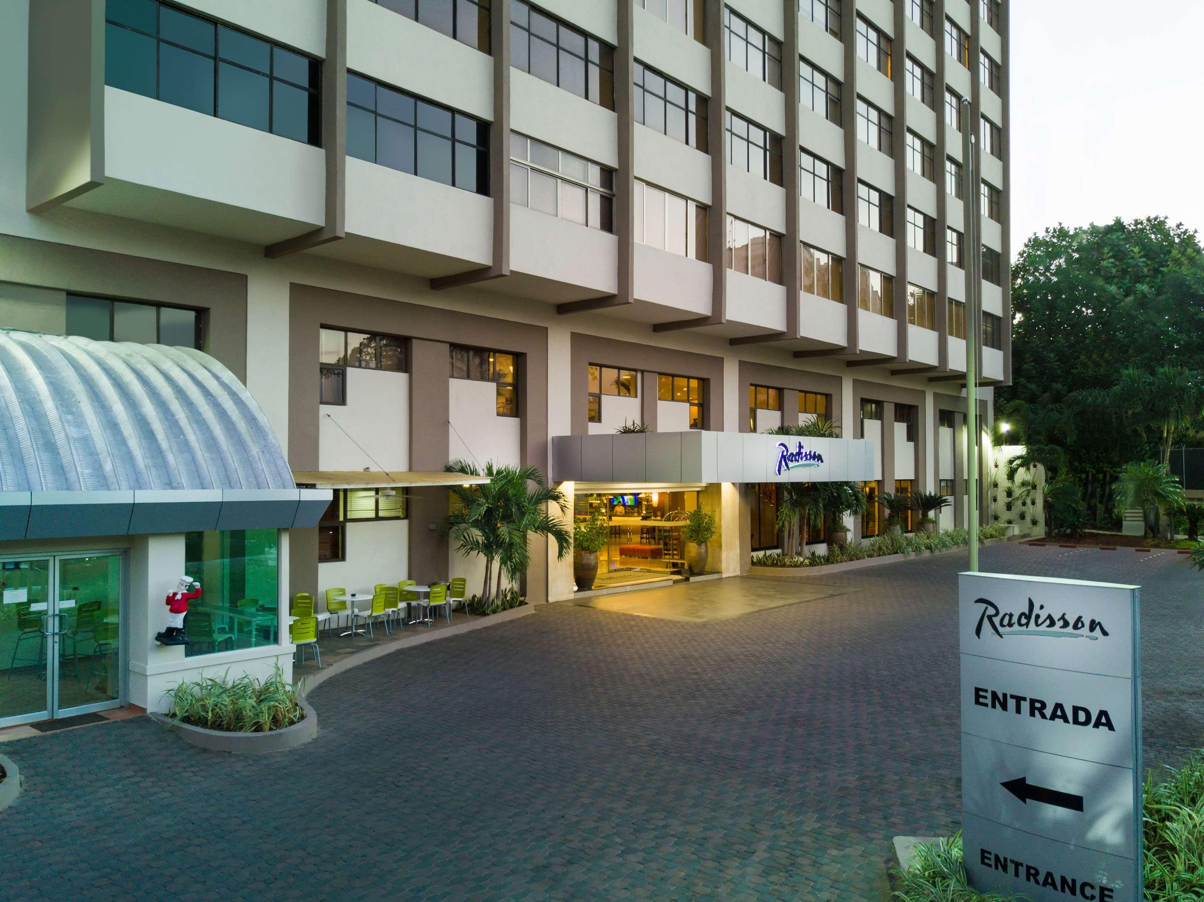 Radisson Hotel Santo Domingo Exteriör bild