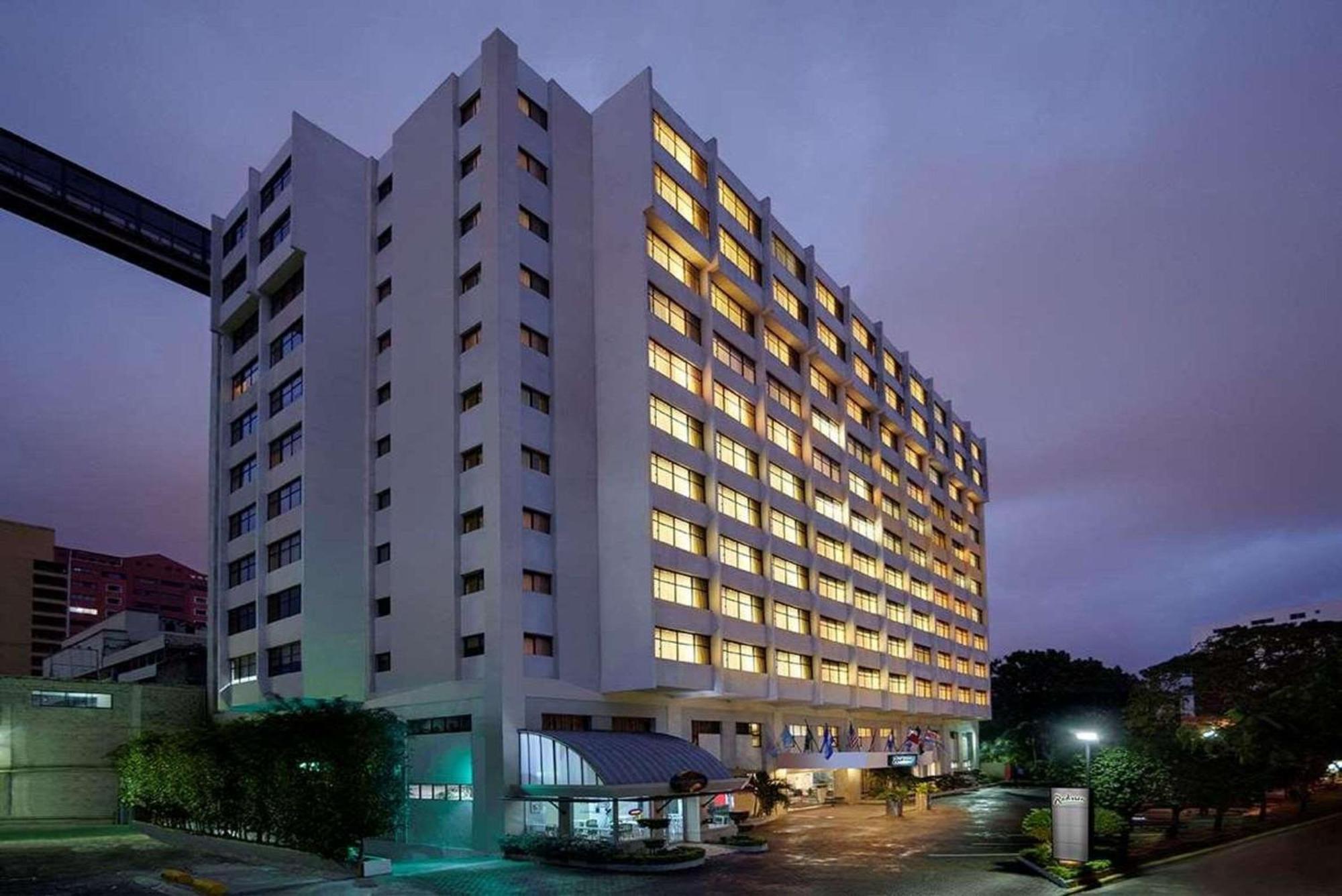Radisson Hotel Santo Domingo Exteriör bild